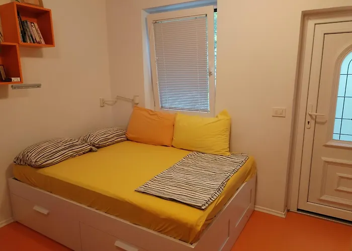 Apartma Ada アパート